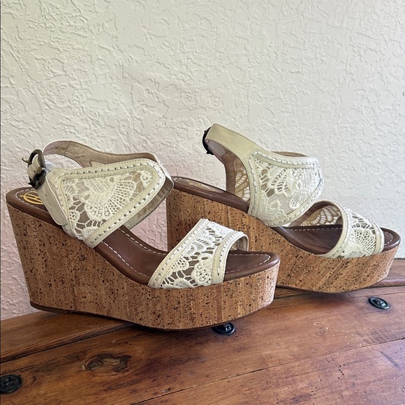 House of Harlow 1960 Lace Wedge Sandals | 8.5 | Cream and Tan - Picture 2 of 9